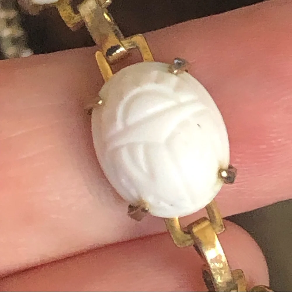 Vintage 40s-50s carved opal scarab gold bracelet